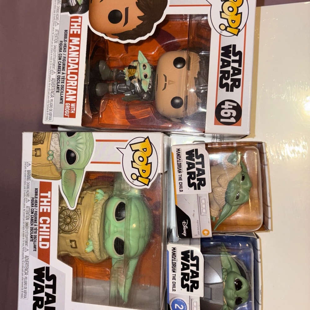 Funko Star Wars Grogu & The Mandalorian Pop! Set - Green & Tan